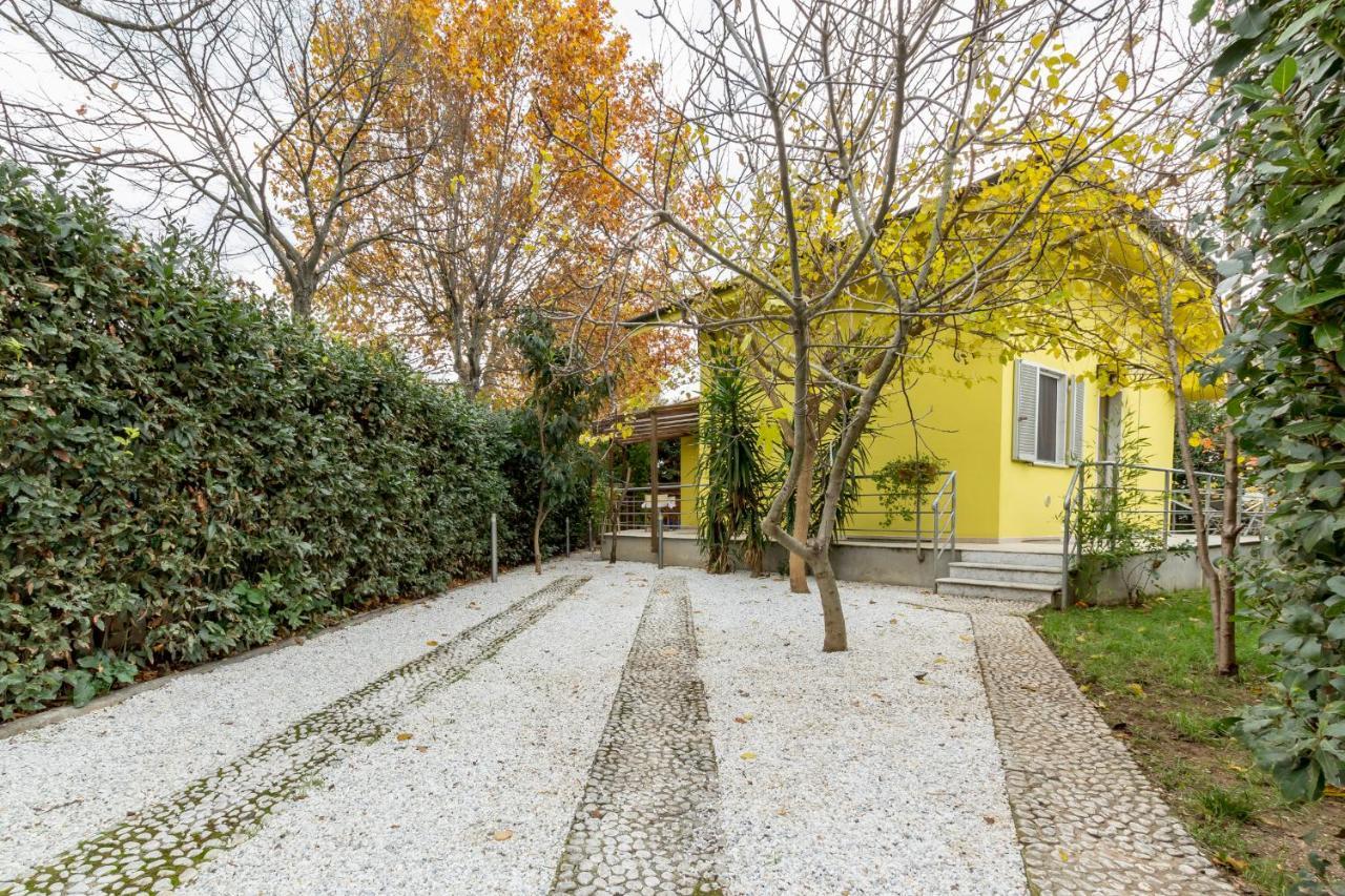 Villa Twetty Massaciuccoli エクステリア 写真